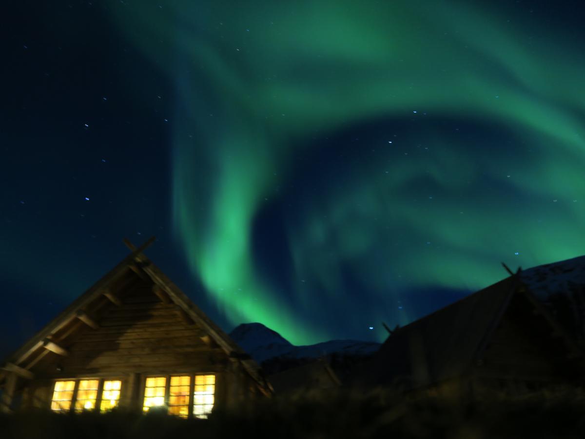 Viking Cabins - Mit Fablab - Solvik Kvalvik  Buitenkant foto